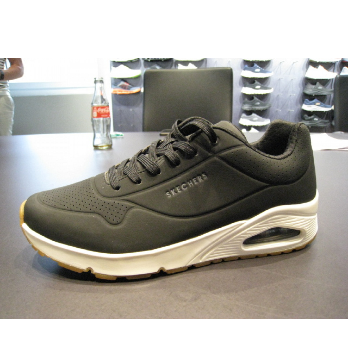 Skechers Uno Sneaker Schwarz